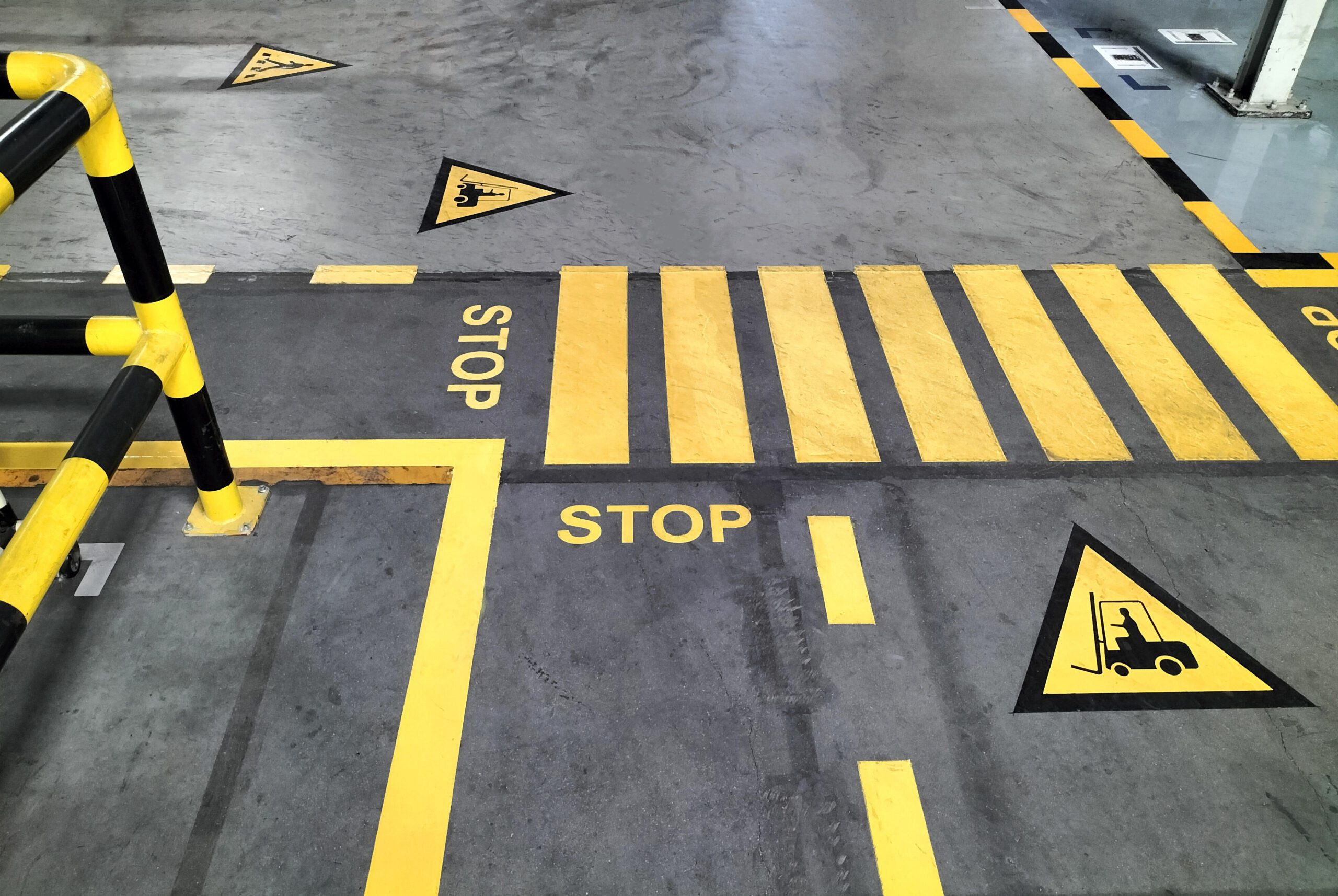 Coupe Road Markings Anti Skid Surfaces